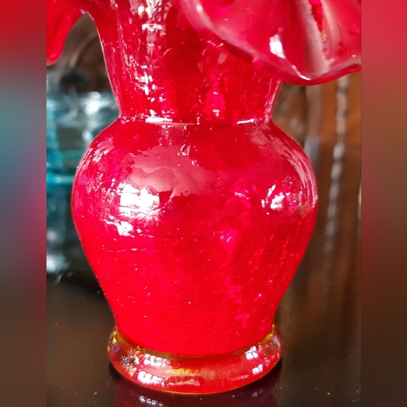 Kanawha Cadmium Crackle 5" Ruffle Vase - Picture 9 of 16
